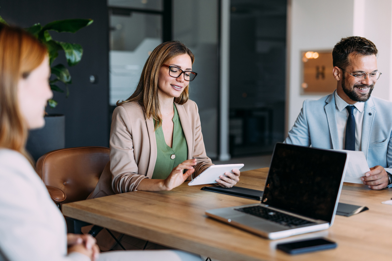 Which business problems can effectively be solved by AI, ML, or BI?